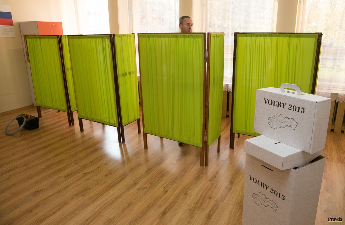 komunalne-volby-urny-galeria