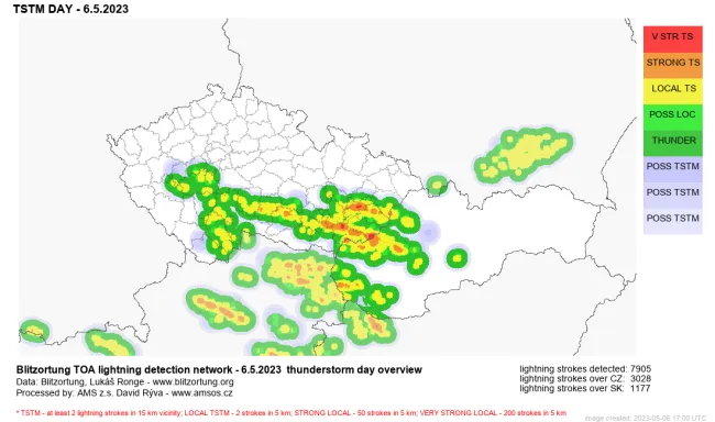 Villámaktivitás május 6-án. Forrás: blesky.bourky.cz
